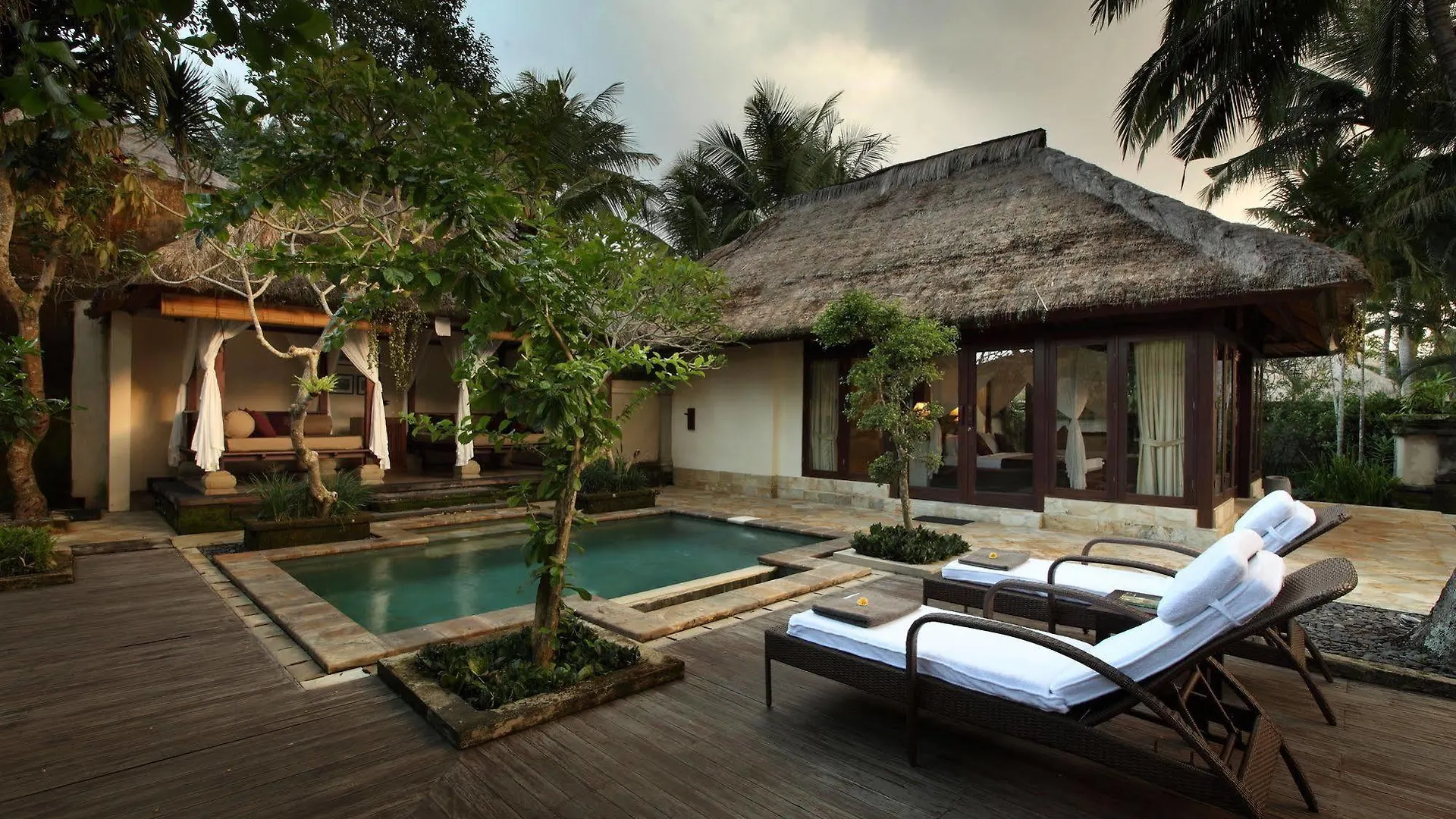 The Ubud Village Resort & Spa  Убуд